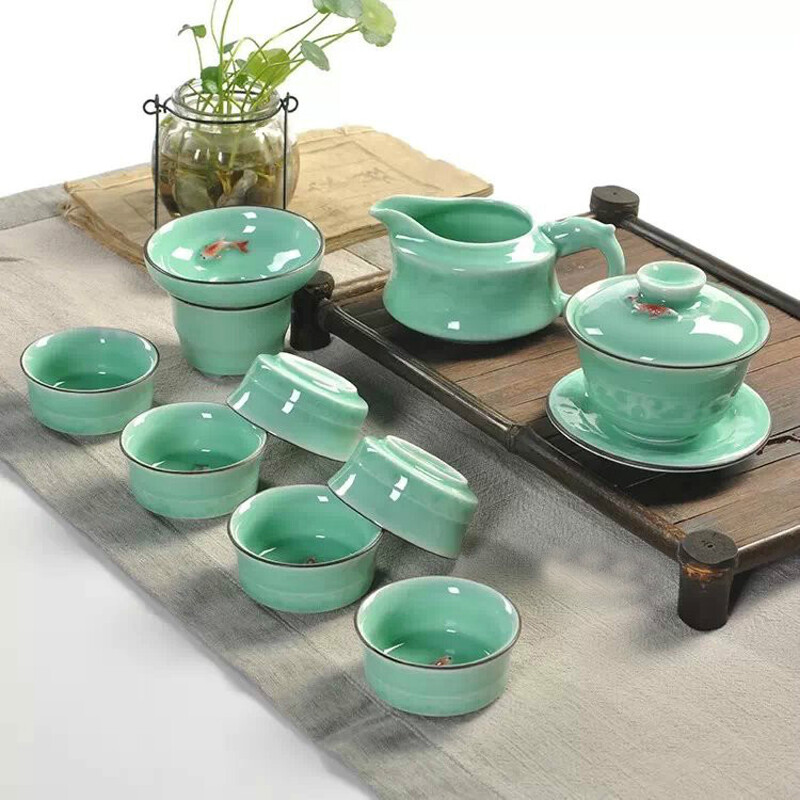 手绘龙泉青瓷陶瓷彩鲤鱼杯茶具套装 匠心传承的艺术茶韵